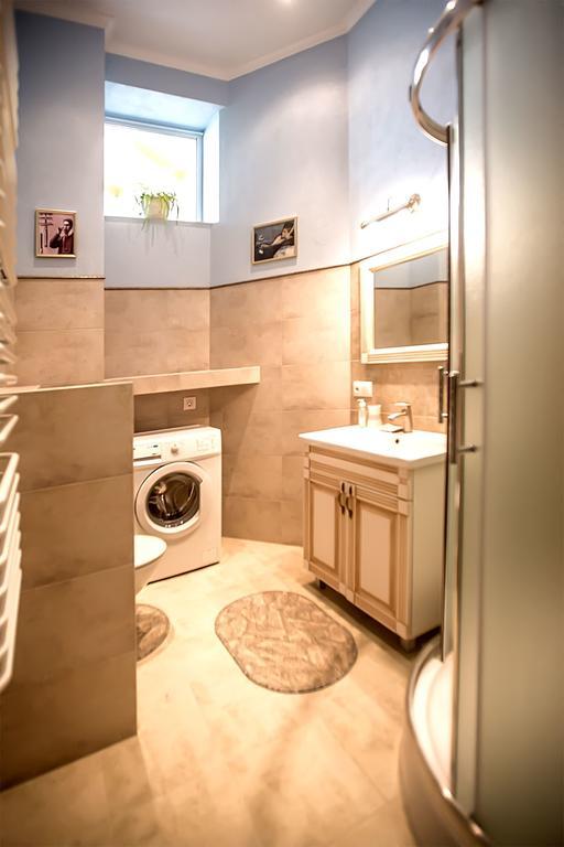 Gorgeous Apartments In Historical Center Of Lvov Exterior foto