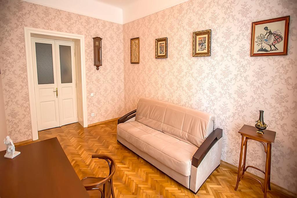 Gorgeous Apartments In Historical Center Of Lvov Exterior foto